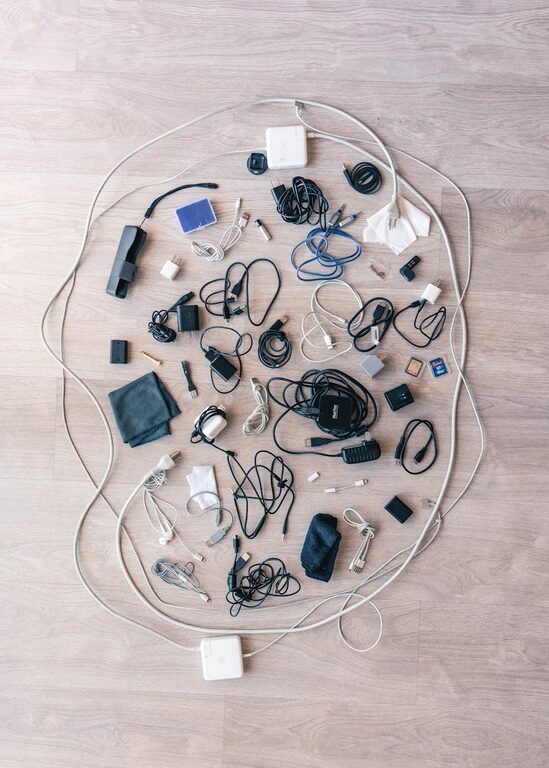 How to Organize Cables and Chargers Neatly: Simple Tips and Tricks